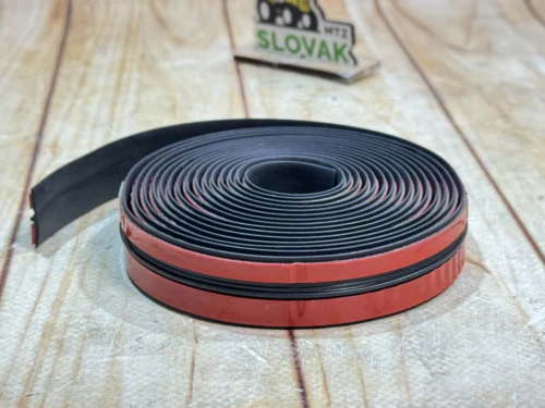 Універсальний ущільнювач для даху авто і капота 19 мм, 3 метрів