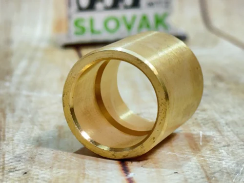 Втулка пальця косарки (бронзова) 5036020200