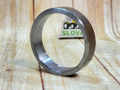 Втулка розпірна вала вторинного КПП 50-1701312 МТЗ (AGH)