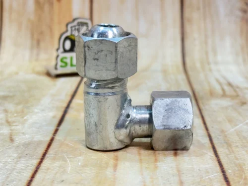 Штуцер кутовий (уголок) S-24 (ключ 24) з 2-ма гайками