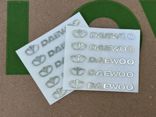 Набір металевих 3D наклейок Daewoo (логотип + надпис, хром, 10 шт)