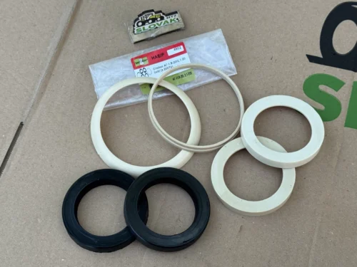 Набір ущільнювачів стояка АГ-8.2/200 (НІ) з 2007 р. (вир. Бастіон, арт. 4802)