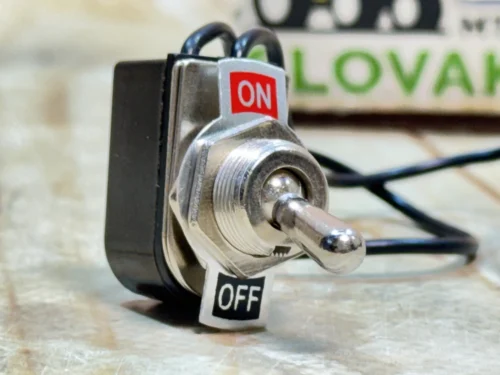 Тумблерний перемикач ON/OFF 12V/24V з проводами