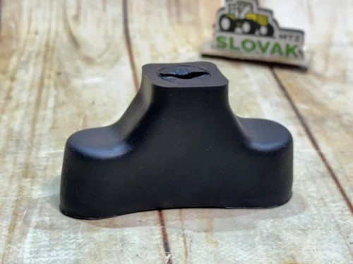 Чехол ричага КПП МТЗ (пр-во Оригінал) 70-1703203-А