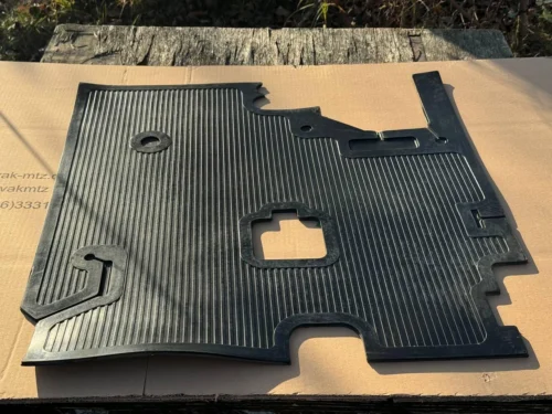 Коврик кабіни Т-25 варений, покращений (Т25-6702025)