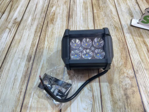 Світлодіодна LED фара 18Вт (світлодіоди 3w х6шт) Широкий промінь (ЛІДЕР)