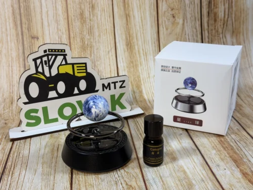 Автомобільний ароматизатор на торпедо Solar Planet з планетою