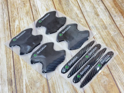 Захисна карбонова плівка під дверні ручки авто SKODA (к-т 8 шт)