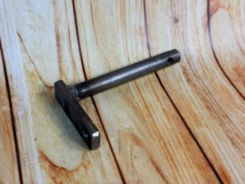 Валик вилки відводки 25.21.026 (Т-25, Д-21)