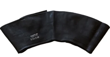 Камера шини Т-16, Т-25 задня 8.3/9.5-32 Kabat DR328395TR218AKBK