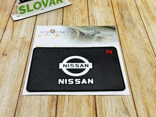 Килимок на торпеду (Rect) NISSAN