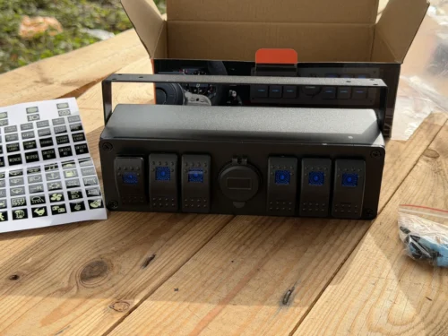 Блок перемикачів 6 кнопок + Вольтметр+USB+Type-C